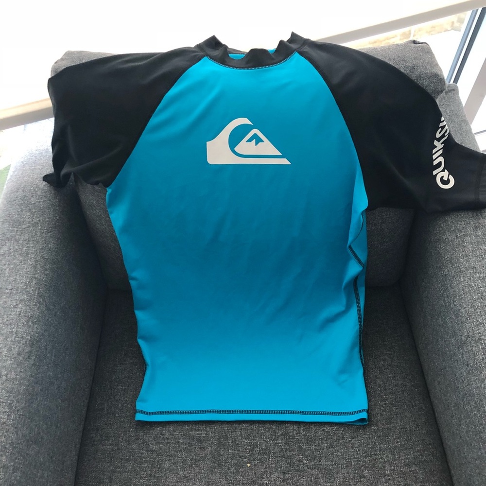 Quiksilver  Rash Guard Size M